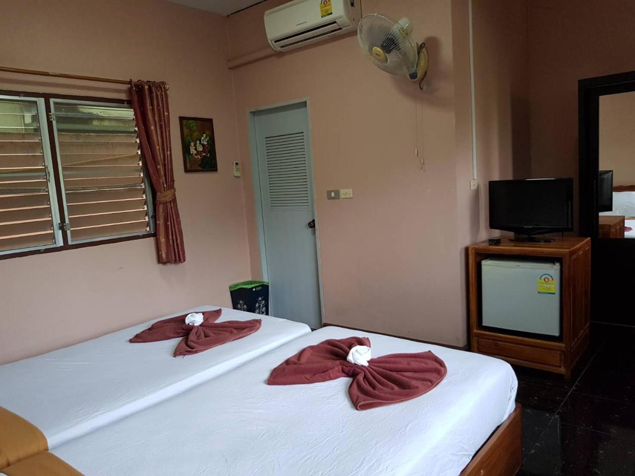 Noble Night Guesthouse Kanchanaburi Dış mekan fotoğraf