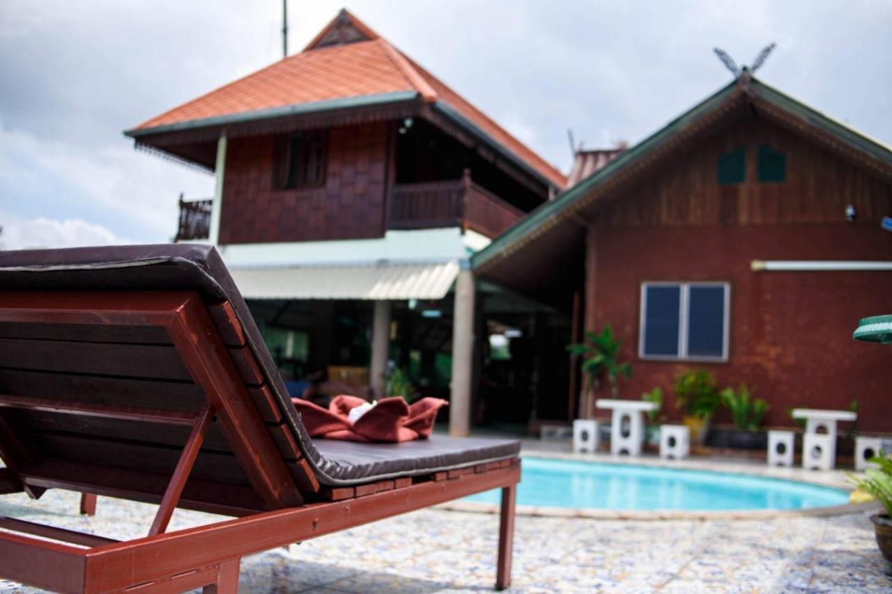 Noble Night Guesthouse Kanchanaburi Dış mekan fotoğraf