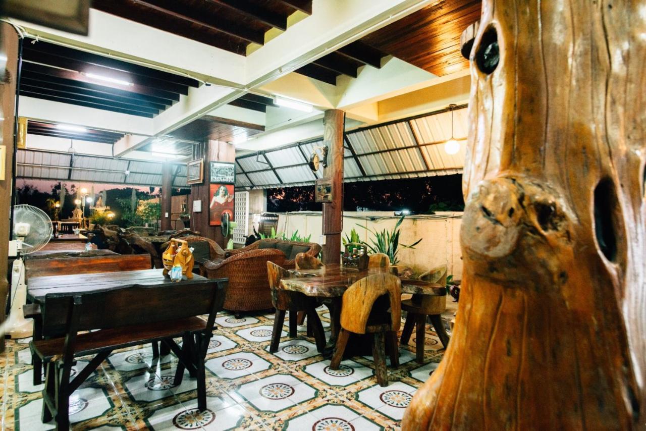 Noble Night Guesthouse Kanchanaburi Dış mekan fotoğraf